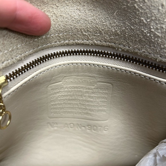 Coach Vintage Leather Beige Compact Pouch Crossbody - Picture 6 of 6